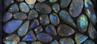 Why is laboradite my favorite healing gemstone!