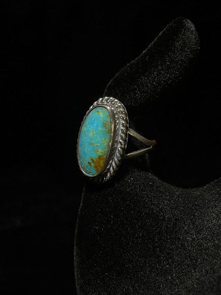 Genuine Turquoise | Southwest Style Oval Ring - Regul Silver