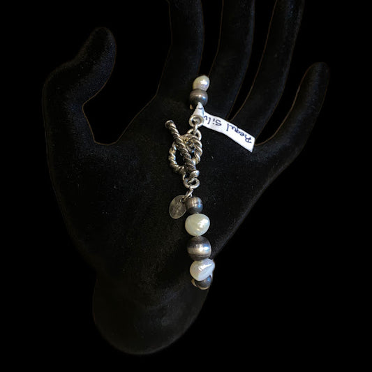 Baroque and Navajo Pearls  Sterling Silver Bracelet - Regul Silver