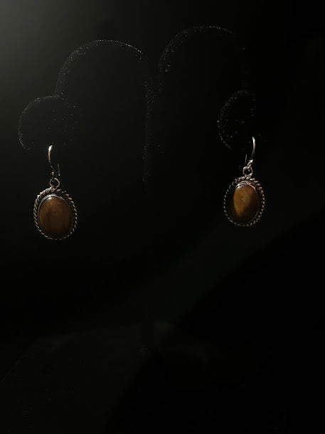 Real Tiger's Eye Gemstone Earrings: Western Beauty Unleashed - Regul Silver