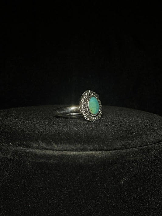 Stunning Women's Petite Turquoise Ring in Sterling Silver - Regul Silver