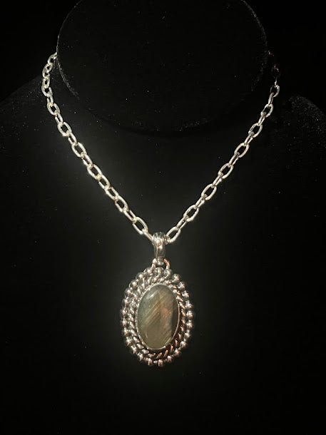 Lustrous Oval Labradorite Pendant Necklace - Sterling Silver - Regul Silver