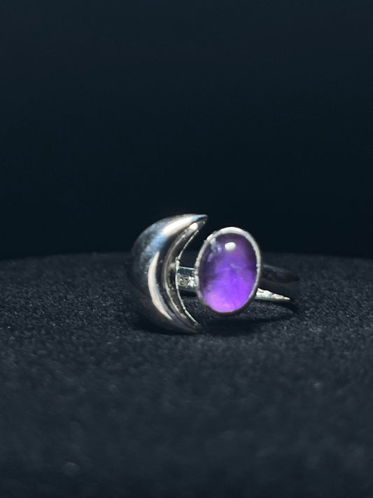 Crescent Moon Ring | Customizable Gemstone - Regul Silver