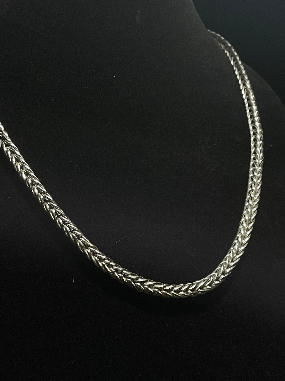 Solid Sterling Silver Foxtail Necklace: Luxurious and Sophisticated - Regul Silver