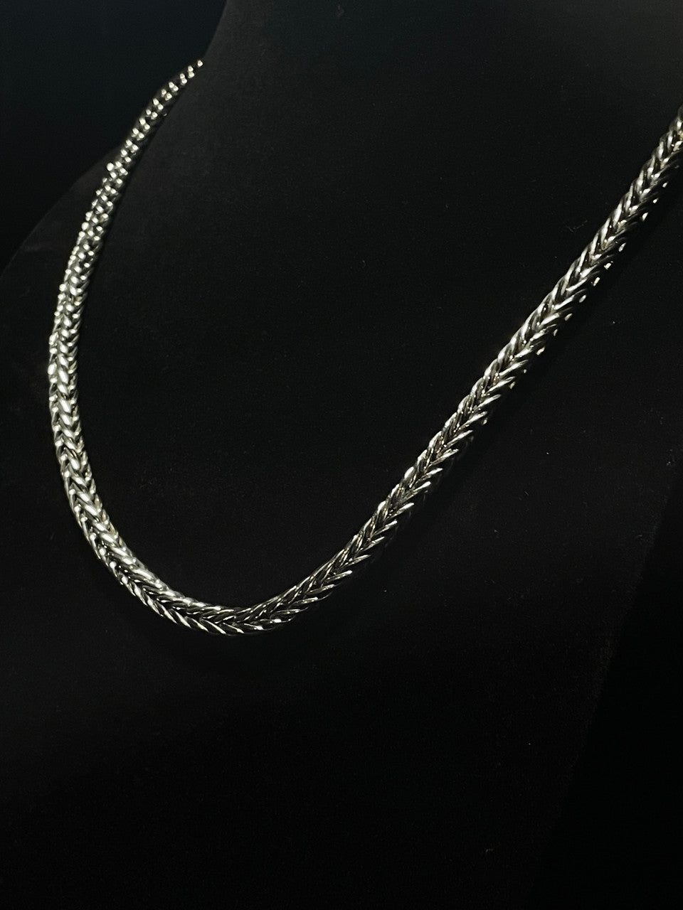 Solid Sterling Silver Foxtail Necklace: Luxurious and Sophisticated - Regul Silver